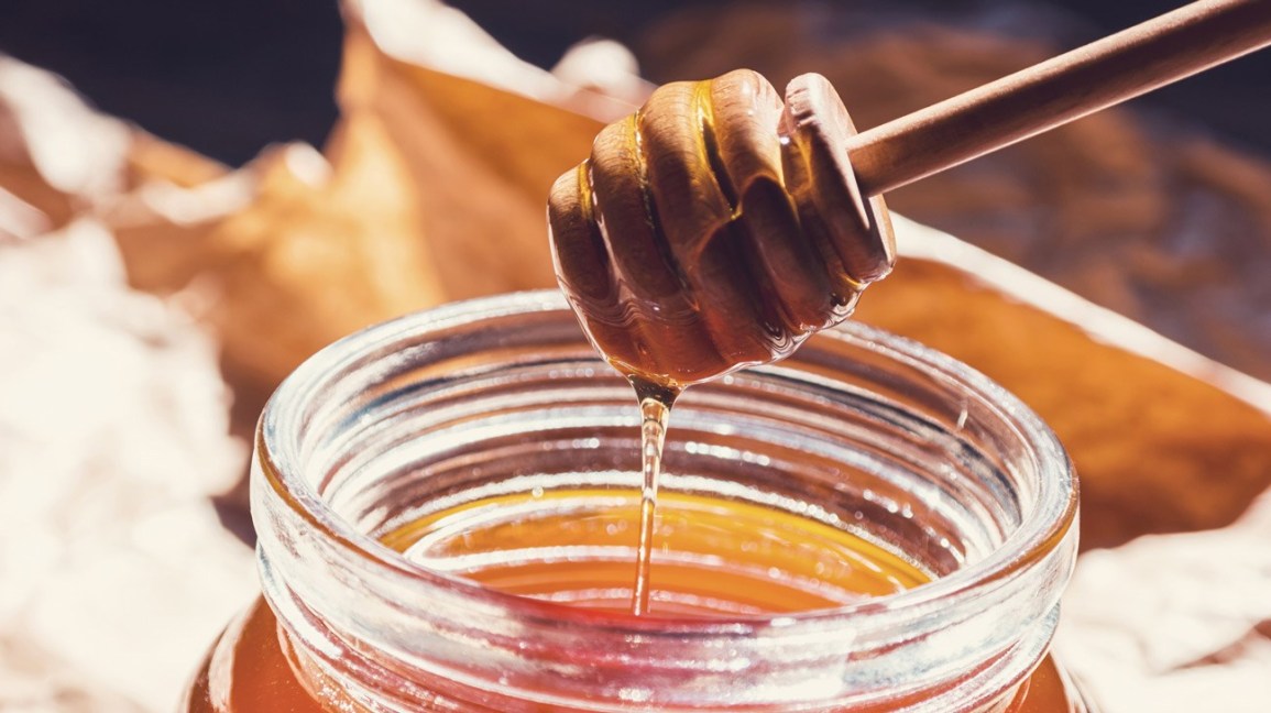 HONEY - Liquid Gold That Cures Your Entire Body